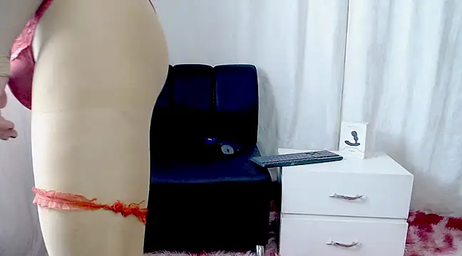 Astrid  V  online show from 02/18/25, 04:05