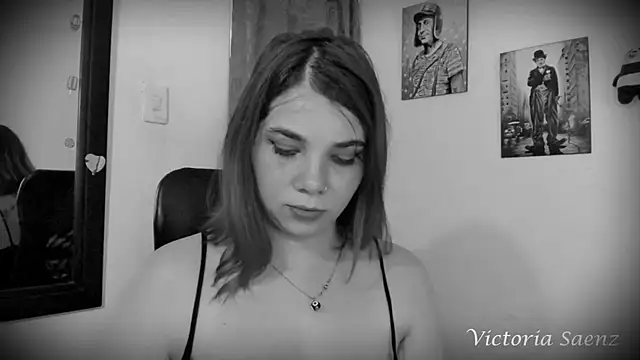 Snapshot of victoriaasaenz_ chatting on 02/13/25, 04:00 victoriaasaenz online show from 02/13/25, 04:00