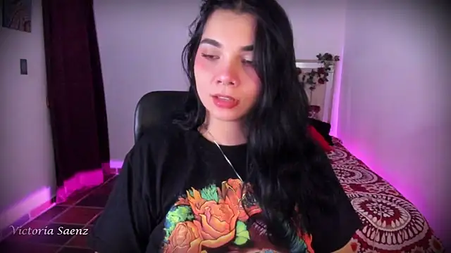 victoriaasaenz  online show from 04/09/26, 12:54