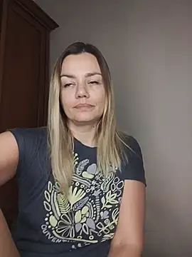 KrissSexi online show from 11/19/25, 05:40