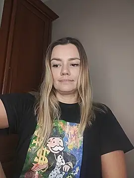 KrissSexi online show from 11/21/25, 01:21