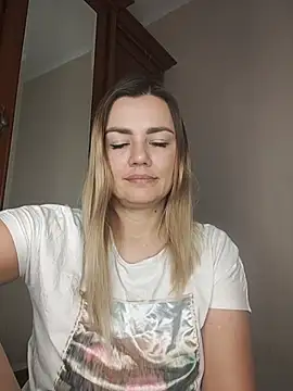 KrissSexi online show from 12/01/25, 04:50