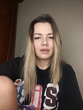 KrissSexi online show from 12/21/25, 01:46