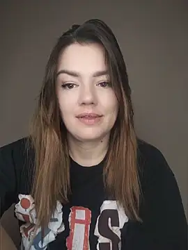 KrissSexi online show from 04/02/26, 05:49