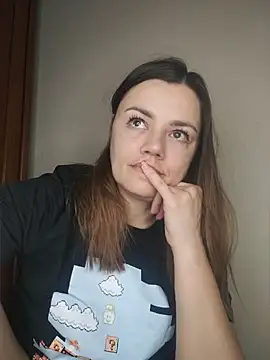 KrissSexi online show from 04/04/26, 07:00