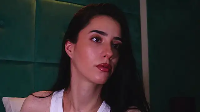 AmeliaJune online show from 06/17/26, 10:10
