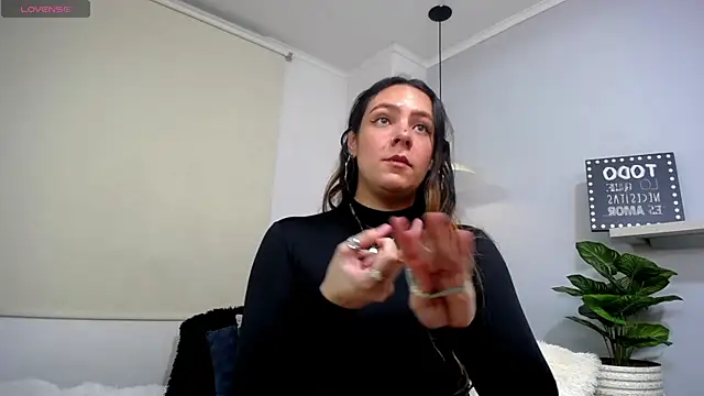 Snapshot of Bianca____ chatting on 06/04/26, 11:22 Bianca online show from 06/04/26, 11:22