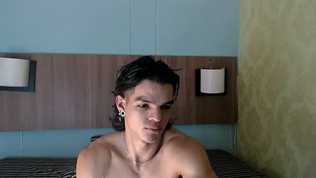 AlbertBernal69 online show from 02/20/25, 09:00
