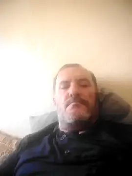 Snapshot of bestofyalcinturkey chatting on 12/17/24, 11:49 bestofyalcinturkey online show from 12/17/24, 11:49