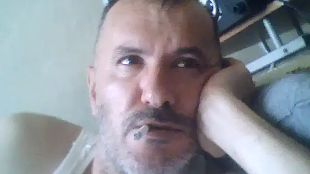 Snapshot of bestofyalcinturkey chatting on 10/19/25, 11:33 bestofyalcinturkey online show from 10/19/25, 11:33