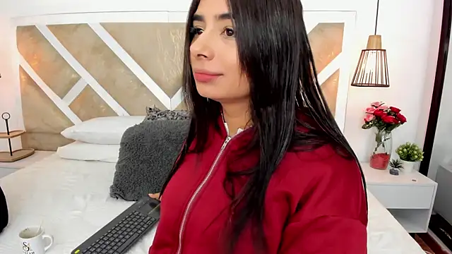 Snapshot of ZiaCalifa chatting on 06/27/26, 11:48 ZiaCalifa online show from 06/27/26, 11:48