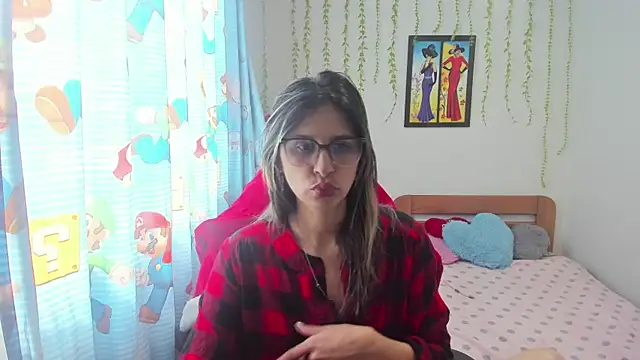 lauren ashlee online show from 10/07/25, 01:30