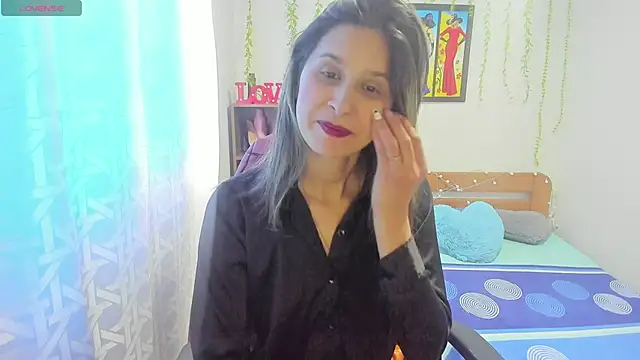 lauren ashlee online show from 11/12/25, 03:34