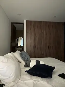 Mariecurl online show from 02/06/25, 07:07