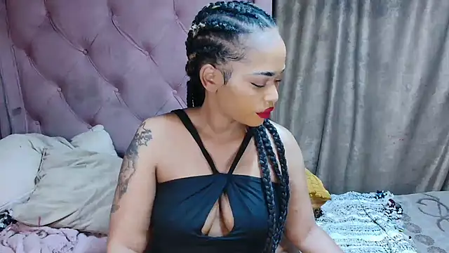 AFRICANGODDESSXXX online show from 12/03/25, 10:41