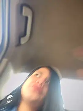 Snapshot of Insane_Issa chatting on 12/19/24, 04:02 Insane Issa online show from 12/19/24, 04:02