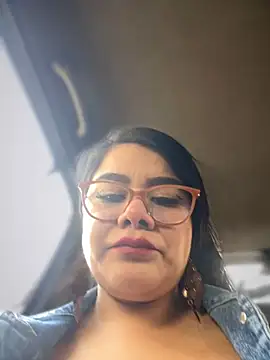 Snapshot of Insane_Issa chatting on 01/05/25, 07:28 Insane Issa online show from 01/05/25, 07:28