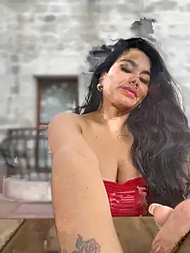 Snapshot of Insane_Issa chatting on 01/14/25, 09:41 Insane Issa online show from 01/14/25, 09:41