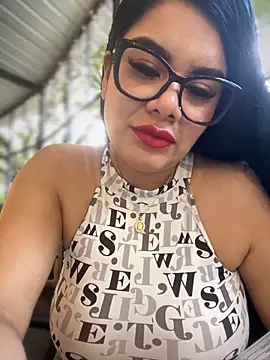 Snapshot of Insane_Issa chatting on 03/17/25, 09:55 Insane Issa online show from 03/17/25, 09:55