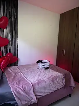 Snapshot of Insane_Issa chatting on 02/12/26, 04:35 Insane Issa online show from 02/12/26, 04:35