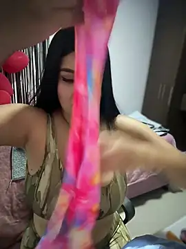 Snapshot of Insane_Issa chatting on 02/14/26, 11:12 Insane Issa online show from 02/14/26, 11:12