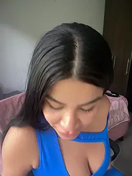 Snapshot of Insane_Issa chatting on 02/19/26, 05:20 Insane Issa online show from 02/19/26, 05:20