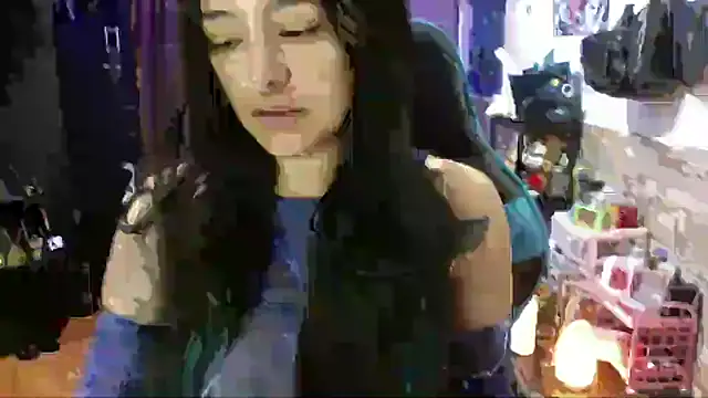 Snapshot of AngelaQueen_ chatting on 04/18/26, 04:11 AngelaQueen online show from 04/18/26, 04:11