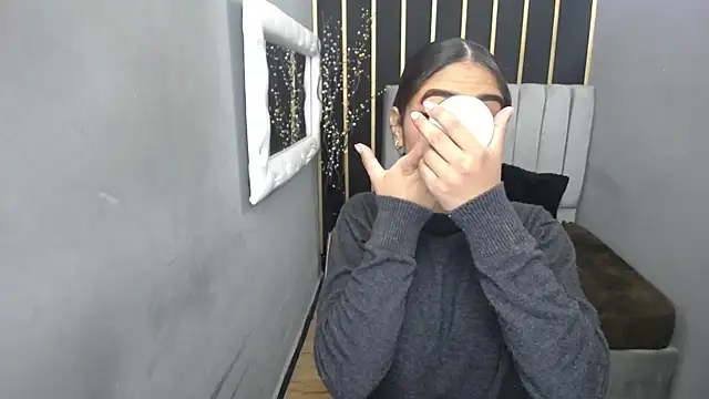 keizy  conte online show from 12/17/24, 01:49