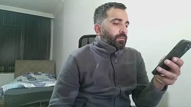 Snapshot of tgltplsr chatting on 03/12/25, 12:53 tgltplsr online show from 03/12/25, 12:53