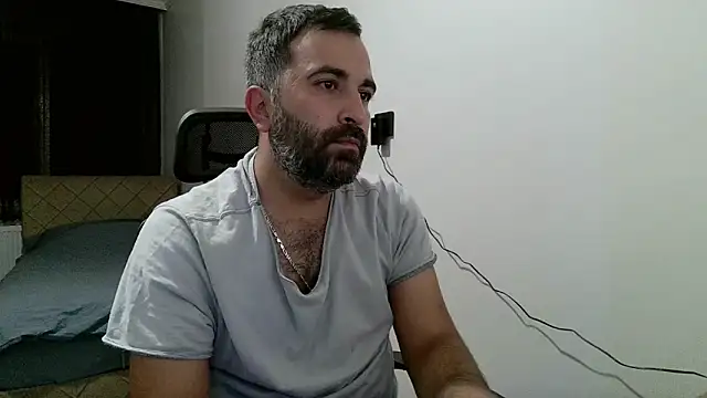Snapshot of tgltplsr chatting on 09/23/25, 02:58 tgltplsr online show from 09/23/25, 02:58