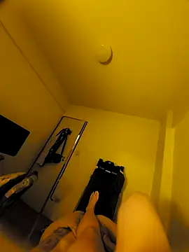 Snapshot of hotbiabrazil chatting on 12/19/25, 03:46 hotbiabrazil online show from 12/19/25, 03:46