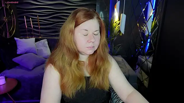 Snapshot of Mrs_Emilia chatting on 12/06/24, 09:35 Mrs Emilia online show from 12/06/24, 09:35