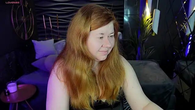 Snapshot of Mrs_Emilia chatting on 12/07/24, 09:11 Mrs Emilia online show from 12/07/24, 09:11