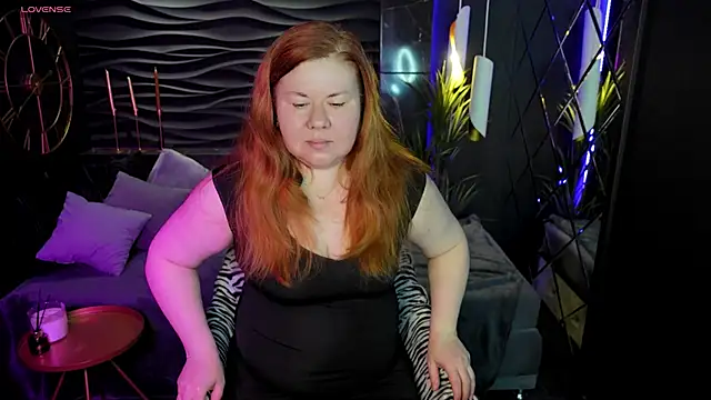 Snapshot of Mrs_Emilia chatting on 12/08/24, 09:30 Mrs Emilia online show from 12/08/24, 09:30