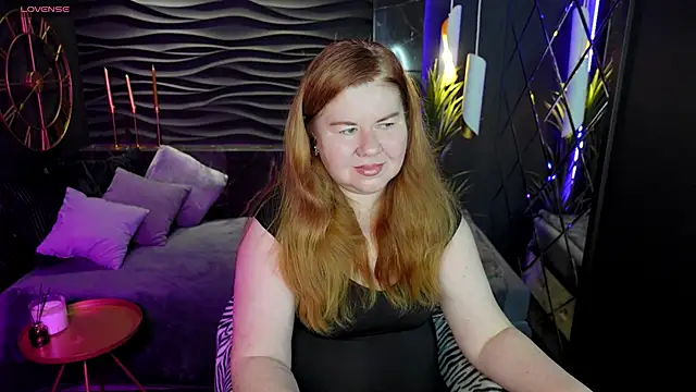 Snapshot of Mrs_Emilia chatting on 12/09/24, 03:40 Mrs Emilia online show from 12/09/24, 03:40