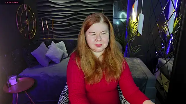 Snapshot of Mrs_Emilia chatting on 12/14/24, 03:51 Mrs Emilia online show from 12/14/24, 03:51