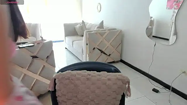 LunaBaker-1 online show from 02/15/26, 09:00