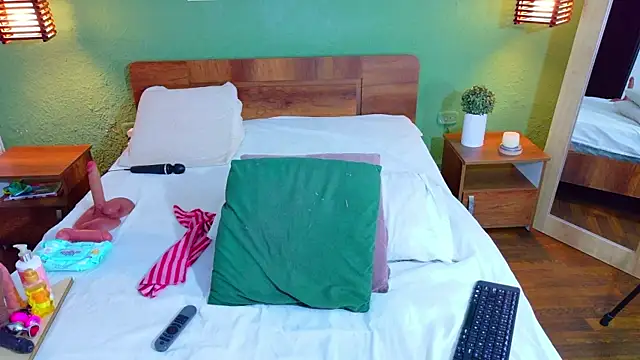 dannaahbrown online show from 03/26/26, 12:33