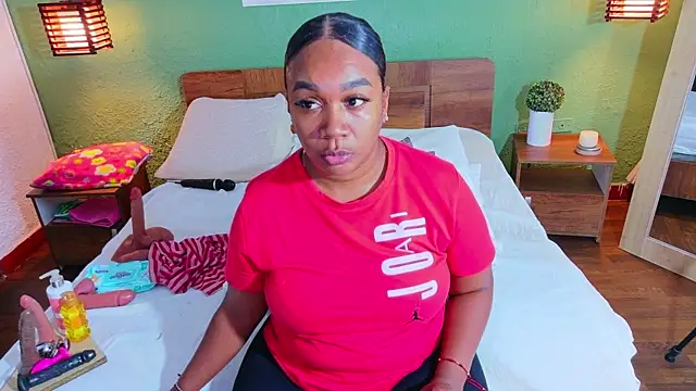 Snapshot of dannaahbrown chatting on 04/17/26, 11:30 dannaahbrown online show from 04/17/26, 11:30