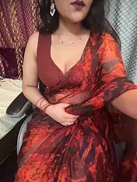 Snapshot of LuscousPussy chatting on 11/18/25, 06:56 LuscousPussy online show from 11/18/25, 06:56