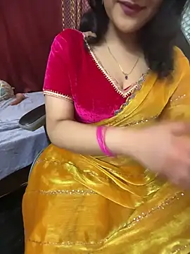 Snapshot of LuscousPussy chatting on 11/26/25, 06:53 LuscousPussy online show from 11/26/25, 06:53