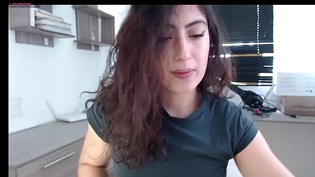 MIYESSI online show from 03/06/25, 04:28