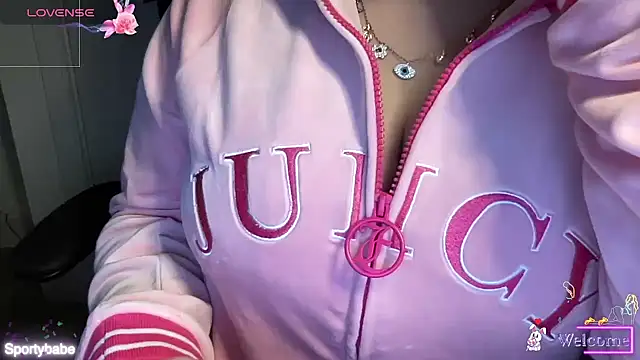 Snapshot of Sportybabe chatting on 01/09/25, 10:09 Sportybabe online show from 01/09/25, 10:09