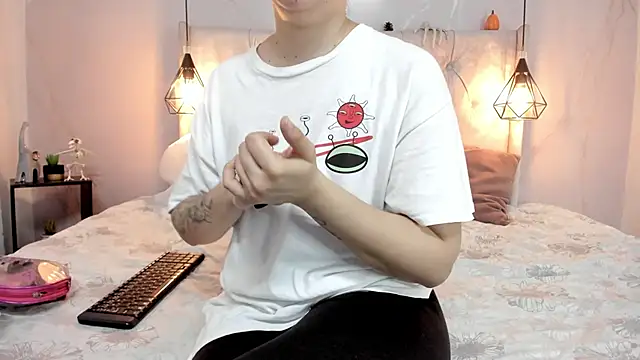 SakuraLee  online show from 10/15/25, 01:55