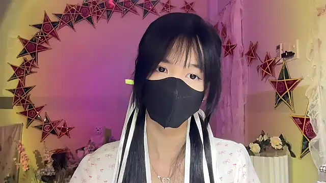Snapshot of Your-Sunshine chatting on 09/30/25, 04:34 Your-Sunshine online show from 09/30/25, 04:34