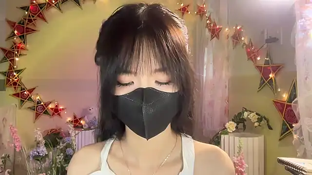 Snapshot of Your-Sunshine chatting on 10/03/25, 06:32 Your-Sunshine online show from 10/03/25, 06:32