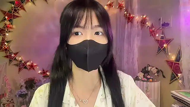 Snapshot of Your-Sunshine chatting on 10/03/25, 06:38 Your-Sunshine online show from 10/03/25, 06:38