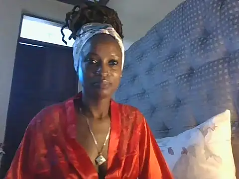 Snapshot of Babetys chatting on 09/19/25, 10:38 Babetys online show from 09/19/25, 10:38