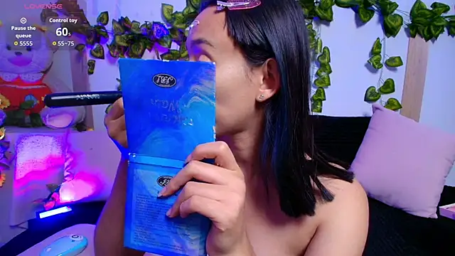 tati cardenas online show from 11/15/25, 06:33