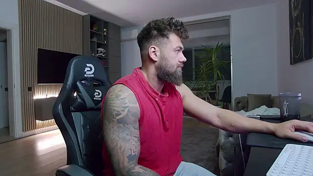 Snapshot of UbbeViking chatting on 02/22/25, 07:47 UbbeViking online show from 02/22/25, 07:47